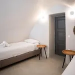 Alafouzou Cave Loft * Oia (Santorini)