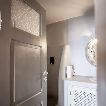 Alafouzou Cave Loft By Sv