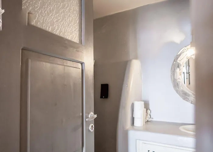 Alafouzou Cave Loft By Sv